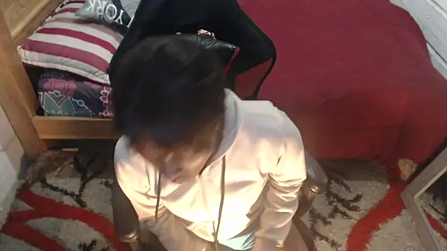 Snapshot of sexyjustin202 chatting on October 9, 2:05 am sexyjustin202 online show from October 9, 2:05 am