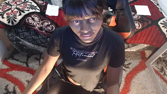 Snapshot of sexyjustin202 chatting on October 4, 3:12 am sexyjustin202 online show from October 4, 3:12 am