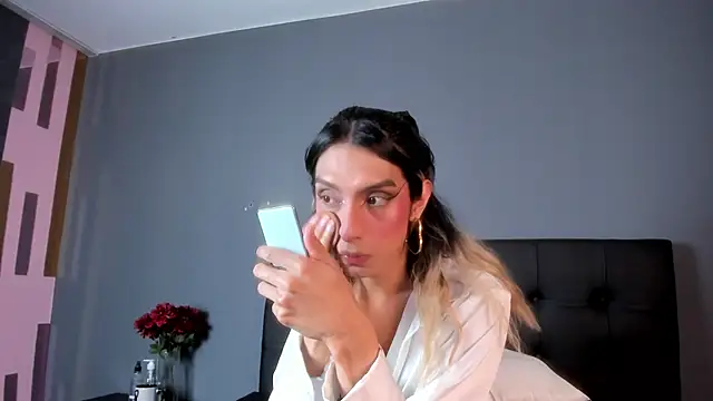 Victoria Badgal  online show from November 19, 8:42 pm