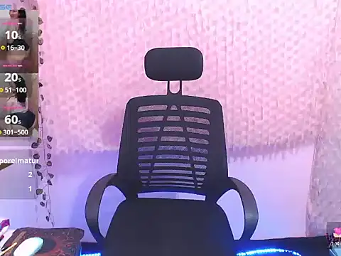 Snapshot of mature_beautifull chatting on September 27, 1:24 am mature beautifull online show from September 27, 1:24 am