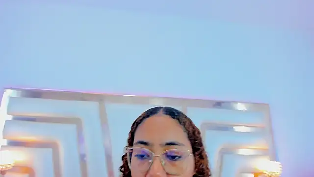 Snapshot of Aisharhodes00 chatting on September 30, 8:46 pm Aisharhodes00 online show from September 30, 8:46 pm