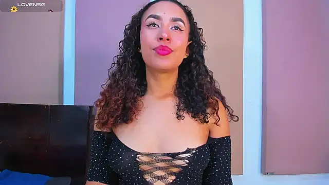 Snapshot of abbyblairs3 chatting on September 27, 12:51 am abbyblairs3 online show from September 27, 12:51 am