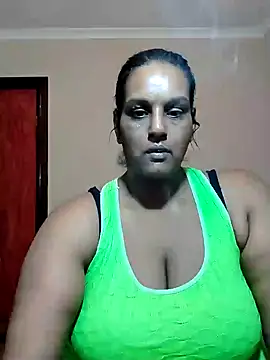 Snapshot of Foxybaby420 chatting on September 30, 4:12 pm Foxybaby420 online show from September 30, 4:12 pm