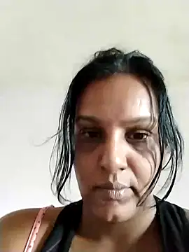 Snapshot of Foxybaby420 chatting on October 16, 5:43 am Foxybaby420 online show from October 16, 5:43 am