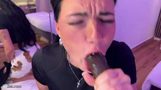 LizaRoxx online show from September 19, 9:36 pm