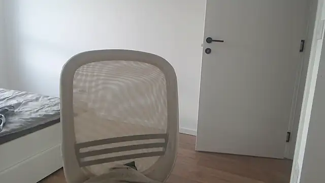 Snapshot of fuckable_milf chatting on September 25, 6:23 am fuckable milf online show from September 25, 6:23 am