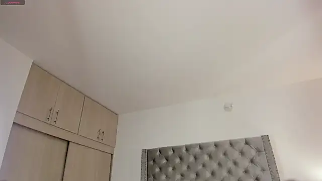 CharlotteAngelss  online show from December 18, 4:56 pm