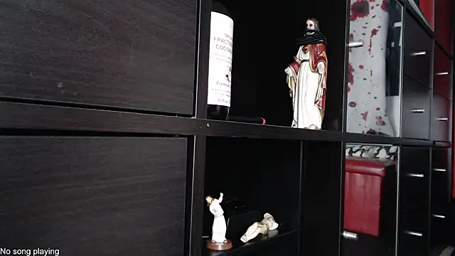 Snapshot of Silentmary chatting on September 28, 1:56 am Silentmary online show from September 28, 1:56 am