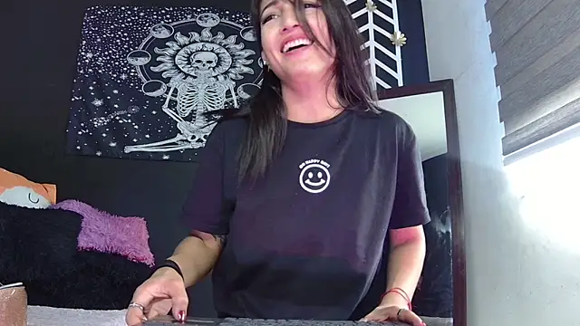 Snapshot of EvangelineCors chatting on September 24, 6:51 pm EvangelineCors online show from September 24, 6:51 pm