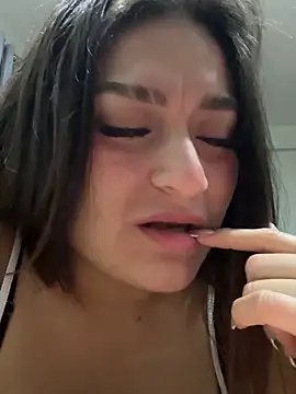 LuceroRm online show from October 21, 4:05 am