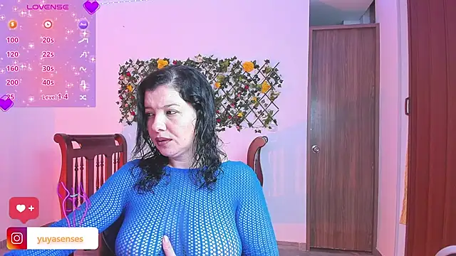 yuya ss online show from October 18, 3:04 pm