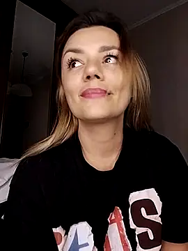 Snapshot of KrissSexi chatting on October 24, 2:57 pm KrissSexi online show from October 24, 2:57 pm