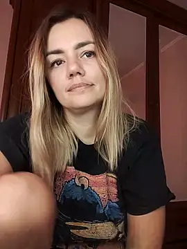 Snapshot of KrissSexi chatting on September 20, 6:45 am KrissSexi online show from September 20, 6:45 am