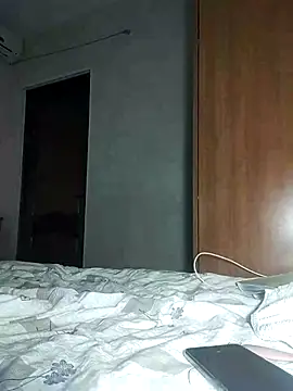 Snapshot of KrissSexi chatting on September 25, 3:05 am KrissSexi online show from September 25, 3:05 am