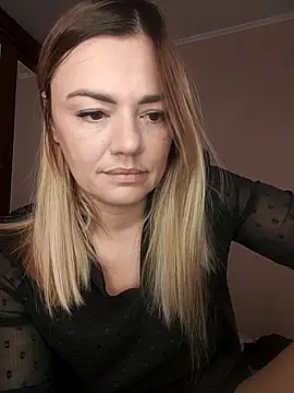 Snapshot of KrissSexi chatting on October 16, 6:16 am KrissSexi online show from October 16, 6:16 am