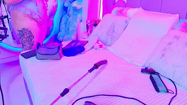 NathaxaLeans online show from March 16, 11:58 am