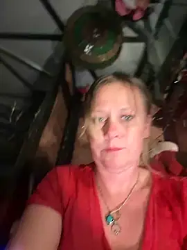 Snapshot of SummerBlueMoon chatting on October 27, 4:52 am SummerBlueMoon online show from October 27, 4:52 am