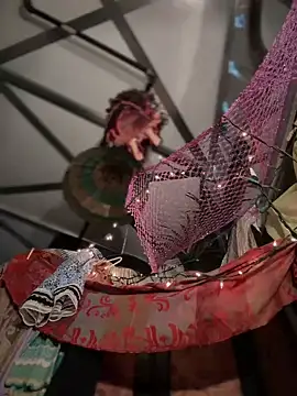 Snapshot of SummerBlueMoon chatting on October 18, 9:16 pm SummerBlueMoon online show from October 18, 9:16 pm