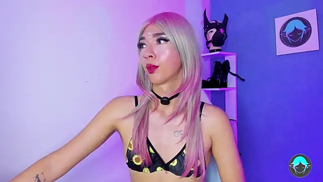 sofi elfqueen online show from June 4, 12:27 am