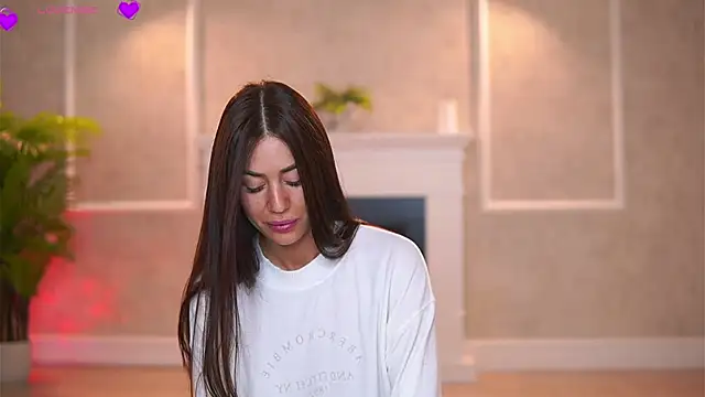 Abbela White online show from October 21, 5:11 am