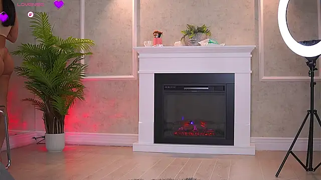 Abbela White online show from September 23, 6:33 am