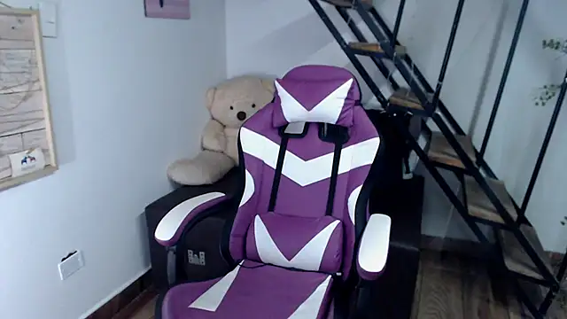 Snapshot of samantha_baby_ chatting on October 15, 8:55 pm samantha baby online show from October 15, 8:55 pm