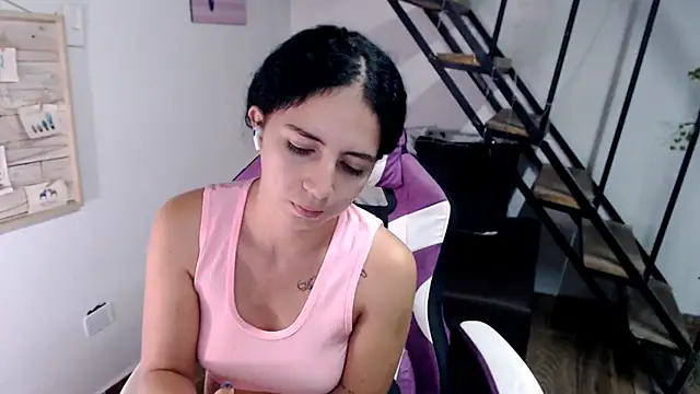 samantha baby  online show from January 15, 8:59 pm