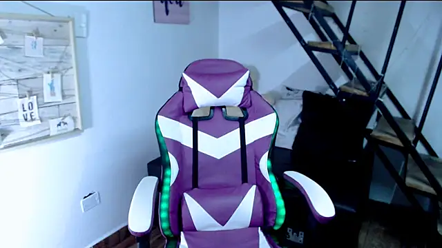 Snapshot of samantha_baby_ chatting on September 22, 6:17 pm samantha baby online show from September 22, 6:17 pm