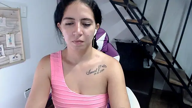 Snapshot of samantha_baby_ chatting on October 7, 6:23 pm samantha baby online show from October 7, 6:23 pm