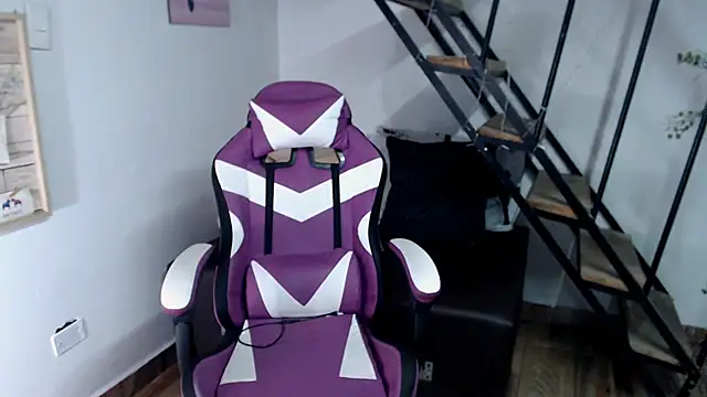 Snapshot of samantha_baby_ chatting on October 9, 8:57 pm samantha baby online show from October 9, 8:57 pm