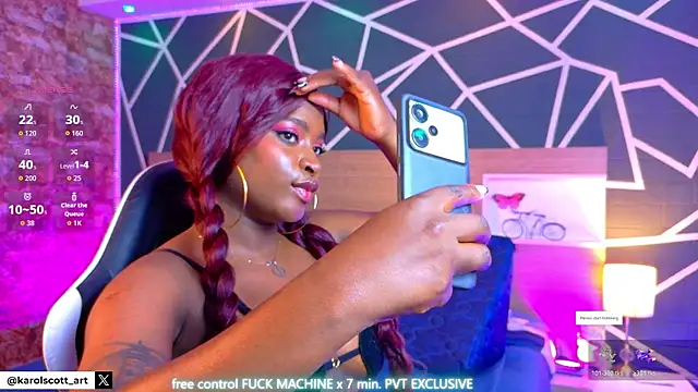 Snapshot of KAROL-SCOTT chatting on October 25, 8:37 pm KAROL-SCOTT online show from October 25, 8:37 pm