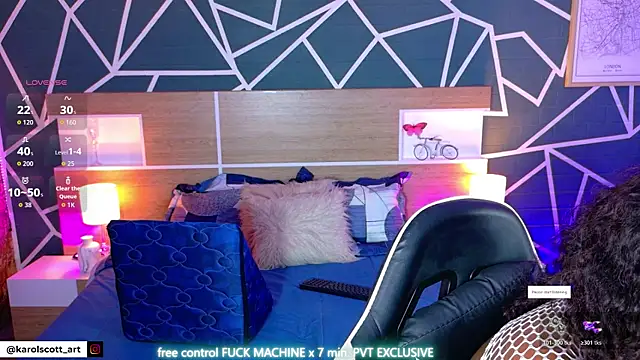 Snapshot of KAROL-SCOTT chatting on October 22, 8:14 pm KAROL-SCOTT online show from October 22, 8:14 pm