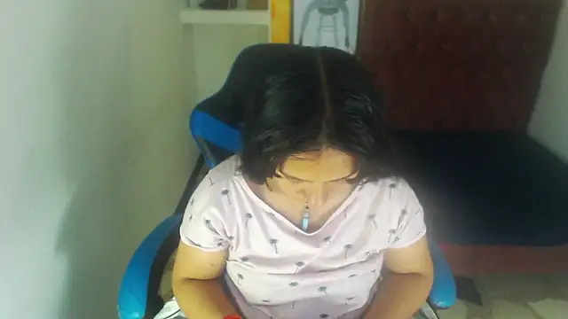 Charis 21 online show from October 2, 1:32 am