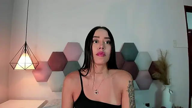 Snapshot of NoraDasilva chatting on September 14, 1:53 pm NoraDasilva online show from September 14, 1:53 pm