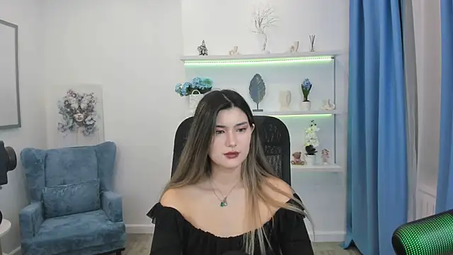 Snapshot of AnneTLi chatting on September 17, 7:12 pm AnneTLi online show from September 17, 7:12 pm