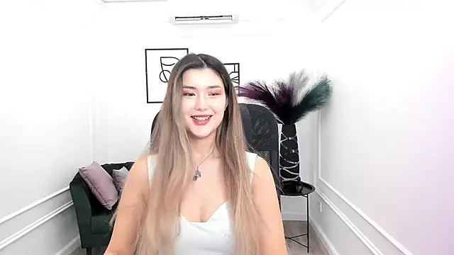 Snapshot of AnneTLi chatting on September 13, 3:47 am AnneTLi online show from September 13, 3:47 am