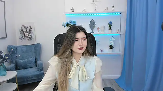 Snapshot of AnneTLi chatting on September 23, 8:07 pm AnneTLi online show from September 23, 8:07 pm