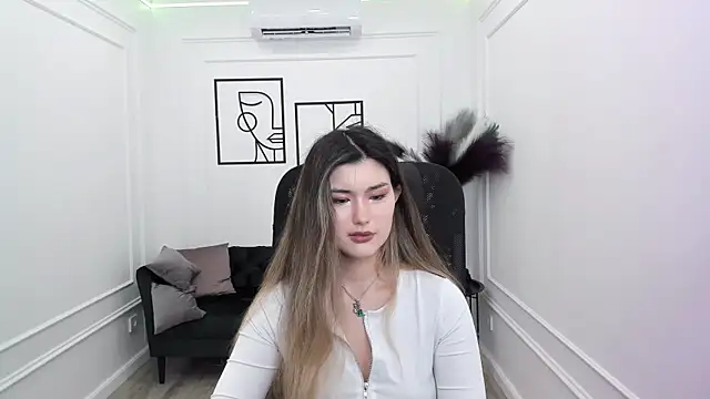 Snapshot of AnneTLi chatting on September 25, 3:27 am AnneTLi online show from September 25, 3:27 am