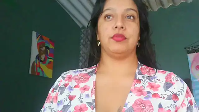 Snapshot of almaswan1 chatting on September 23, 4:05 pm almaswan1 online show from September 23, 4:05 pm