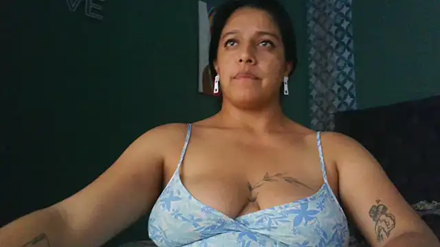 Snapshot of almaswan1 chatting on October 3, 7:19 pm almaswan1 online show from October 3, 7:19 pm