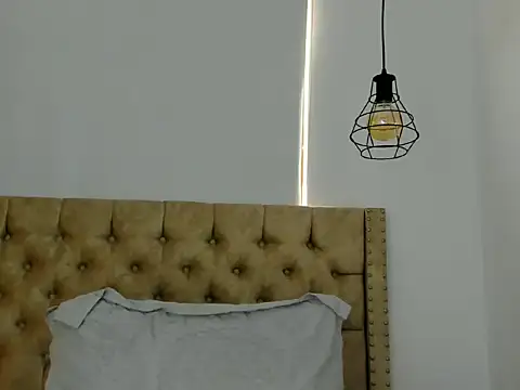 Snapshot of KeryHillson chatting on September 16, 2:36 pm KeryHillson online show from September 16, 2:36 pm