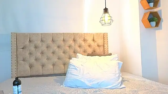 Snapshot of KeryHillson chatting on October 30, 3:02 pm KeryHillson online show from October 30, 3:02 pm