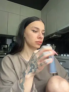 Queen of pain online show from May 27, 6:43 am