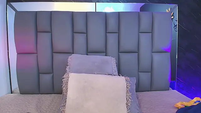  MiaBrown  online show from October 14, 12:08 pm