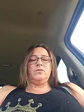 angelbaby1998 online show from March 9, 8:45 pm