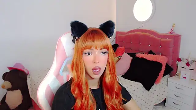 Tanedra collings online show from October 6, 3:45 am