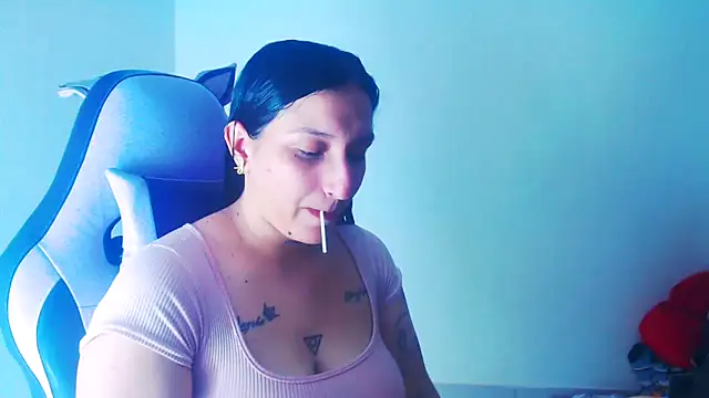 liz dirty online show from June 12, 10:29 pm