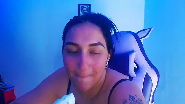 liz dirty online show from October 31, 10:36 pm