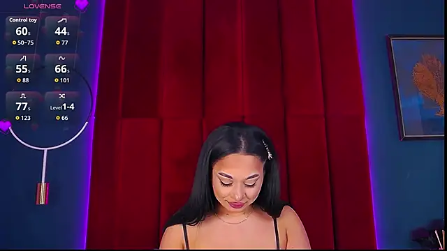 Snapshot of MadyLuxxx chatting on October 2, 7:08 pm MadyLuxxx online show from October 2, 7:08 pm