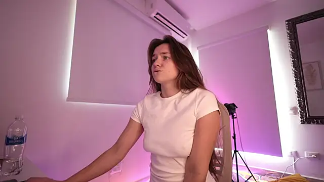 Snapshot of aliceabrams chatting on October 17, 7:28 pm aliceabrams online show from October 17, 7:28 pm